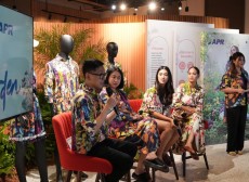 Kolaborasi APR - Kala Studio Luncurkan Fashion Ramah Lingkungan