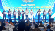 Pemprov Jabar Raih Penghargaan Pemda Terbaik Penanggulangan Kemiskinan dan Penurunan Stunting