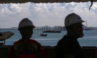 Proyek Pembangunan Pelabuhan Kuala Tanjung 