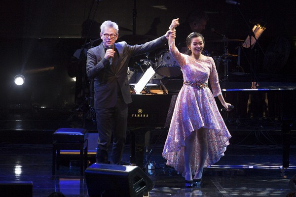 Inilah Foto Lengkap Konser David Foster di Yogyakarta