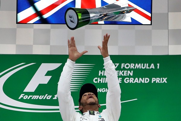 Lewis Hamilton Juara Formula Satu China