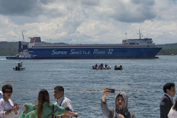 Peluncuran Kapal RoRo Indonesia - Filipina - Bisnis.com