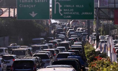 Jalur Puncak Nggak Bergerak...