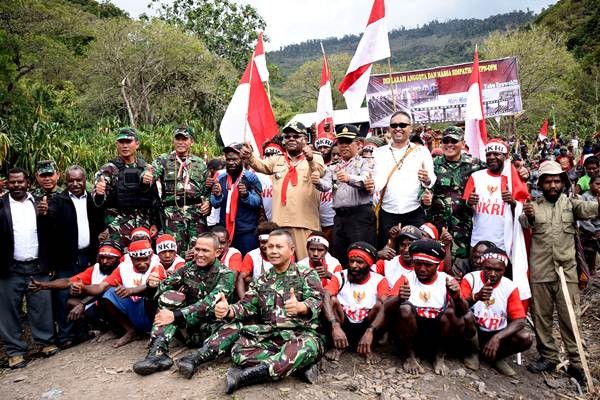 Anggota Organisasi Papua Merdeka Deklarasikan Cinta NKRI