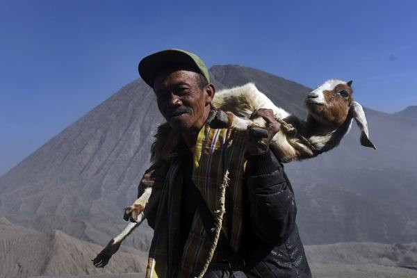 Tradisi Yadnya Kasada di Gunung Bromo