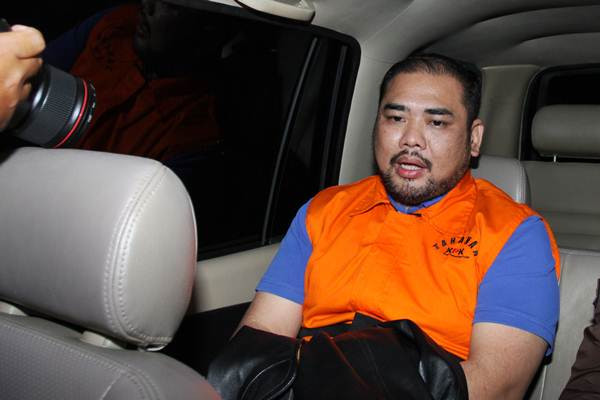 Senyum Wali Kota Batu Eddy Rumpoko Jadi Tahanan KPK