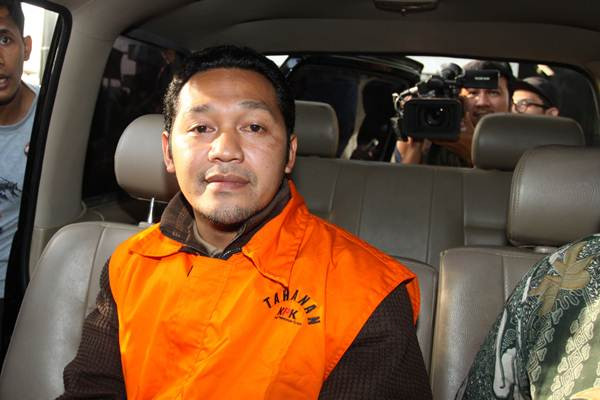 Senyum Wali Kota Batu Eddy Rumpoko Jadi Tahanan KPK