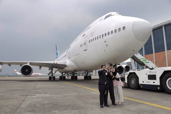 Pesawat Garuda Indonesia Boeing 747-400 Dipensiunkan