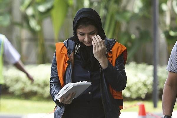 Bupati Kukar Rita Widyasari Jalani Pemeriksaan Perdana
