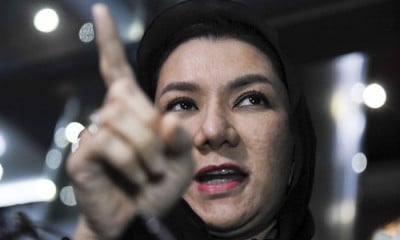 Rita Widyasari Ngaku Hanya Jual Emas Kepada Hery Susanto Gun