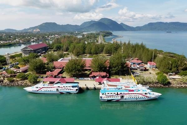 Pelabuhan Ulee Lheu Banda Aceh