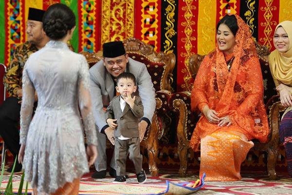 Ngunduh Mantu Pernikahan Kahiyang Ayu-Bobby Nasution 