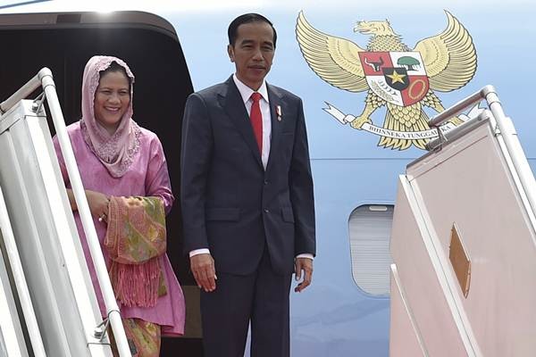 Presiden Jokowi Pamit Berangkat ke Turki