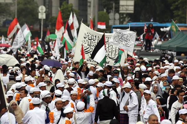 Massa Aksi Bela Palestina Padati Kawasan Monas