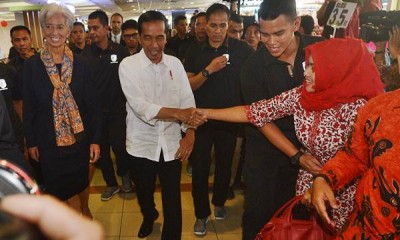 Presiden Jokowi Ajak Christine Lagarde Blusukan ke Pasar Tanah Abang