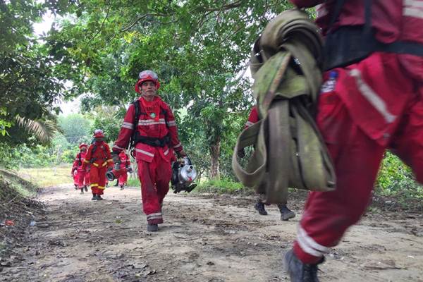 Wirakarya Sakti Gelar Simulasi Pemadaman Titik Api