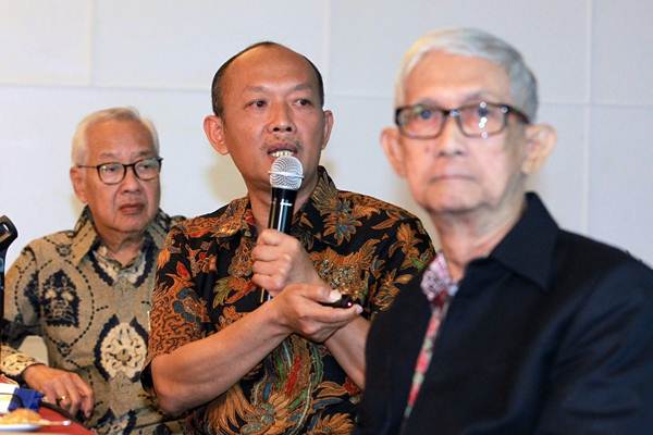 Diskusi Manfaat Investasi Asing Sektor Pertambangan