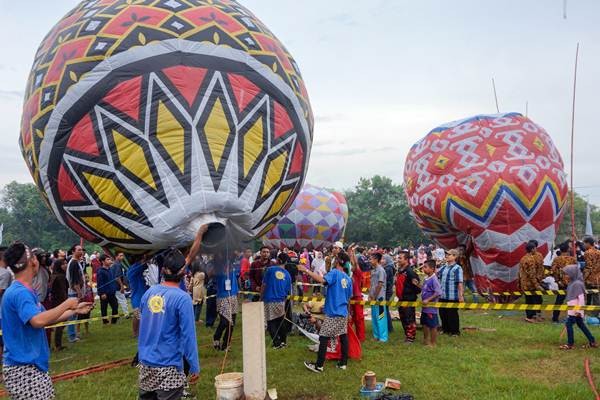 Java Balloon Festival di Pekalongan
