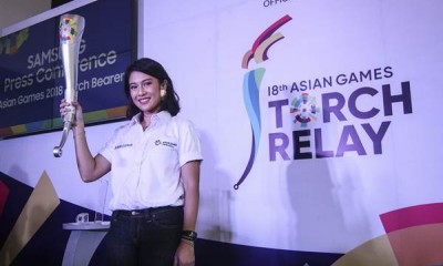 Dian Sastrowardoyo dan Mikha Tambayong Pembawa Obor Asian Games 2018