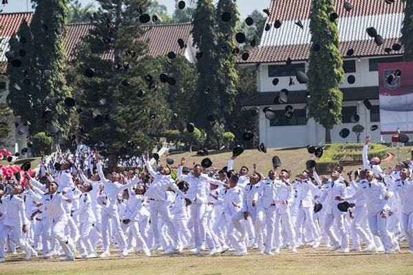 Pelantikan Pamong Praja Muda IPDN Tahun 2018 