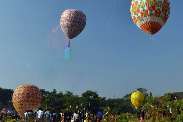 Festival Balon Udara Wonosobo