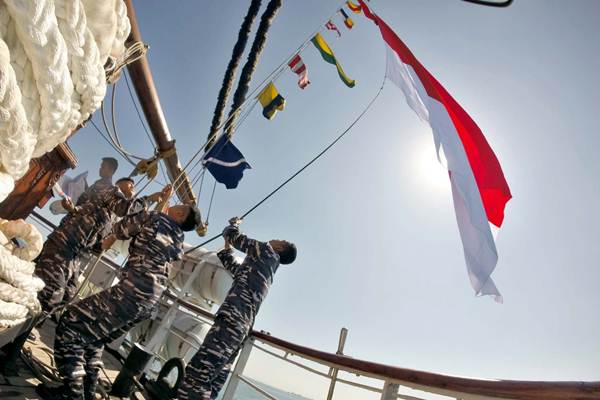 Merasakan Berlayar dengan KRI Dewa Ruci