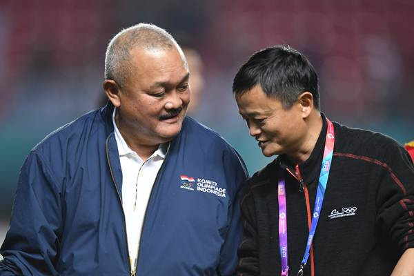 Jack Ma Berikan Boneka Asian Games 2018 Kepada Tim China