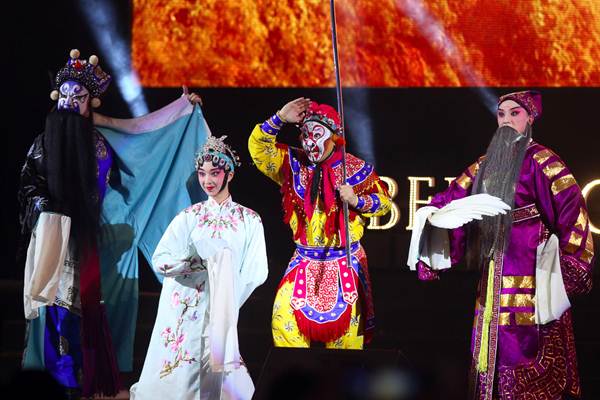 Lippo Group Gelar I Beijing Opera