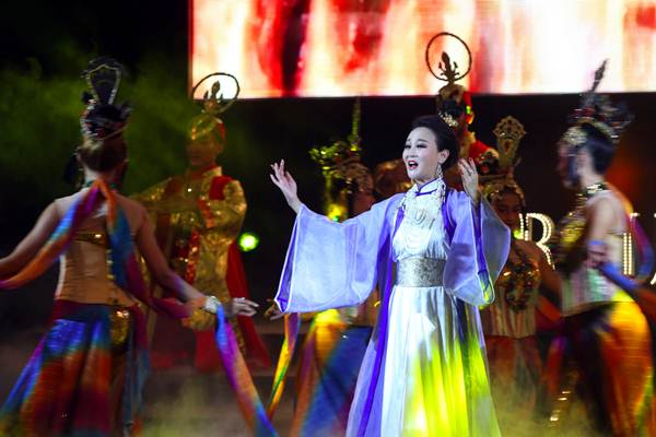 Lippo Group Gelar I Beijing Opera