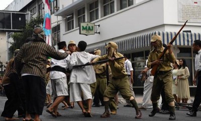 Memperingati Peristiwa Perobekan Bendera Belanda 