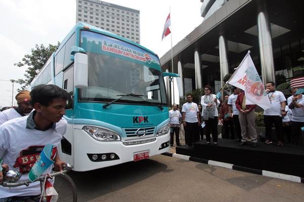 KPK Berangkatkan Bus Jelajah Negeri Bangun Antikorupsi