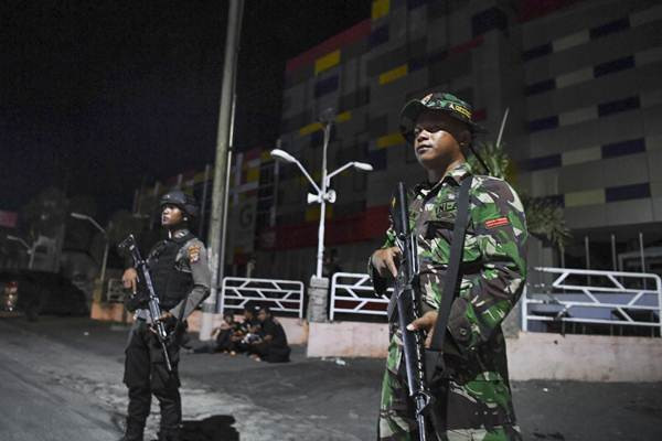 Antisipasi Penjarahan, Transmart Palu Dijaga Ketat