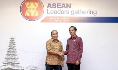 Presiden Jokowi Pimpin Sesi Foto Asean Leaders Gathering