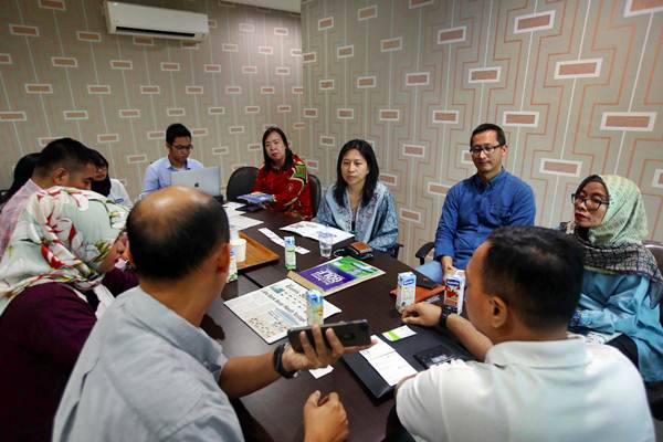 Bisnis Indonesia Kunjungi Rumah Sakit Awal Bros