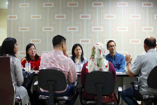 Bisnis Indonesia Kunjungi Rumah Sakit Awal Bros