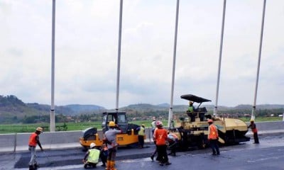 Proyek Pembangunan Jalan Tol Semarang-Batang