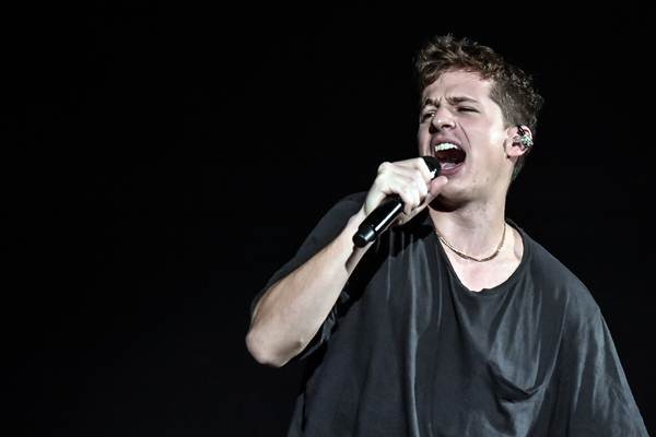 Charlie Puth Konser Voicenotes Live In Indonesia