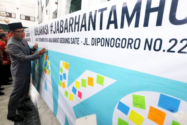 Ridwan Kamil Resmikan Jabar Saber Hoaks