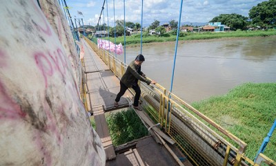 JEMBATAN RUSAK