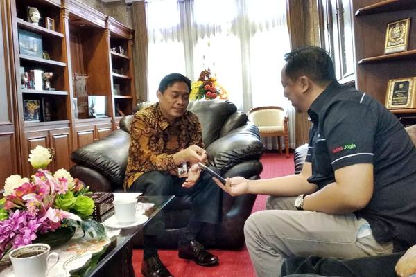 Pertemuan Bisnis Indonesia dengan Kepala Kantor BI Malang