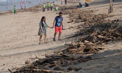 Pantai Kuta Bali Penuh Sampah