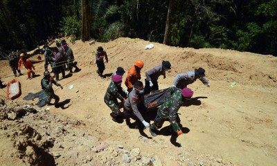 Evakuasi Korban Tambang Emas Bolaang Mongondow