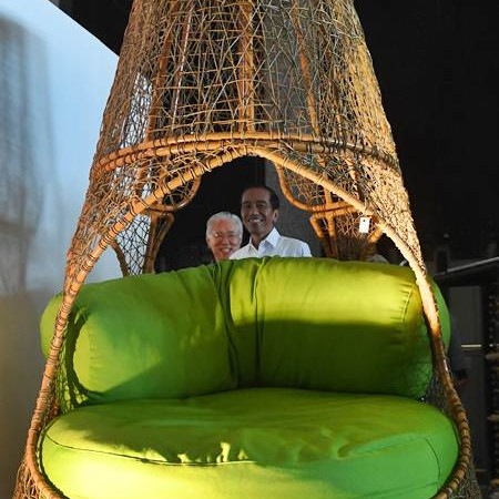 Presiden Jokowi Tinjau International Furniture Expo 2019