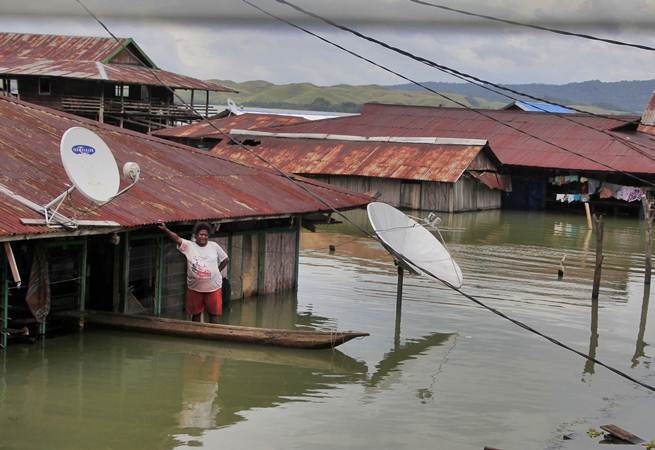 Banjir Bandang Sentani Masih Tenggelamkan Rumah Warga