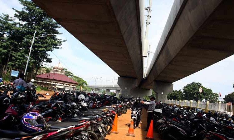 Lahan Parkir Stasiun MRT Lebak Bulus