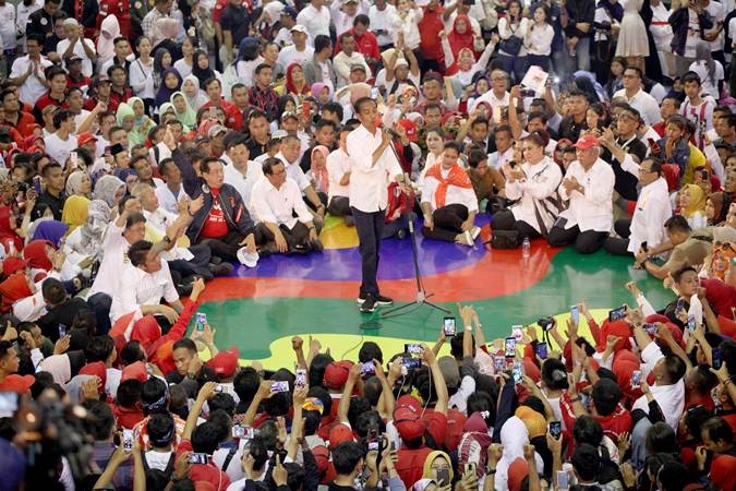 Kampanye Jokowi di Palembang Diiringi Pawai Budaya