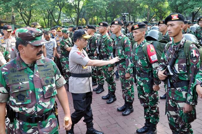 Tito Karnavian dan Hadi Tjahjanto Gelar Apel Pasukan Pengamanan Pemilu 2019 di Medan
