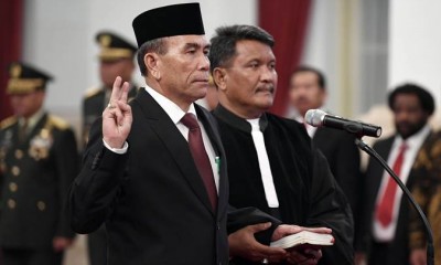 Presiden Jokowi Lantik Kepala BSSN Hinsa Siburian 