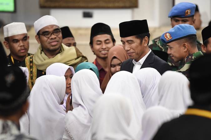 Presiden Jokowi Hadiri Peringatan Nuzulul Quran di Istana Negara 