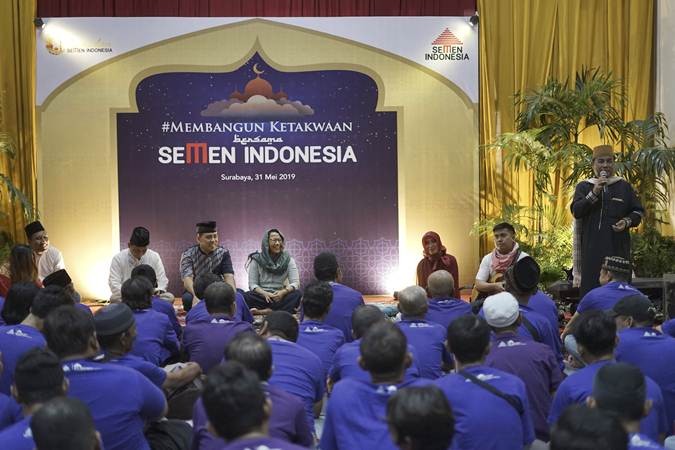 Semen Indonesia Gelar Buka Bersama Membangun Ketakwaan